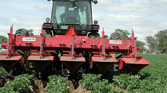 Mēslojums var tikt iestrādāts vagošanas laikā 